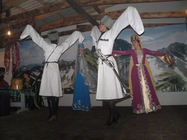 Экскурсия "33 водопада"
